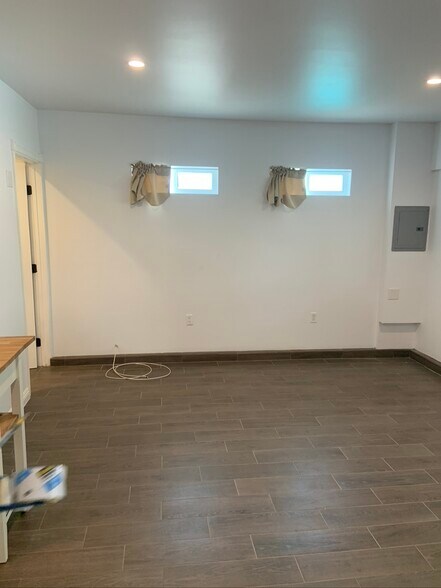 Building Photo - 8112 Paso Robles Ave