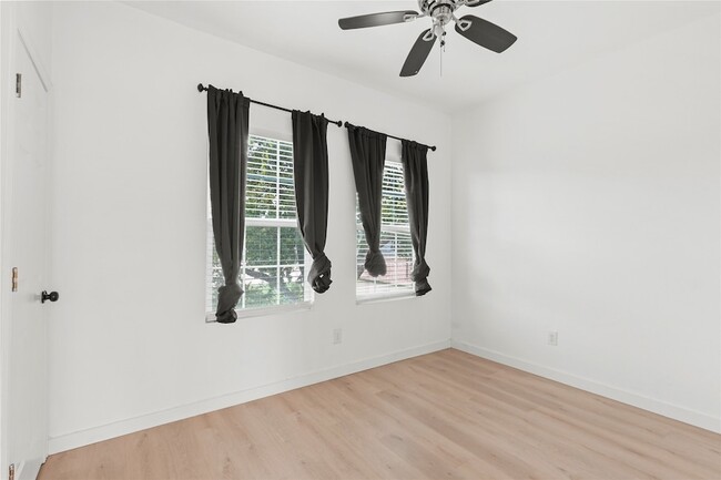 Building Photo - 1908 Gallagher St