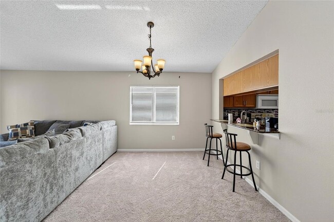 Building Photo - 11812 Lynmoor Dr