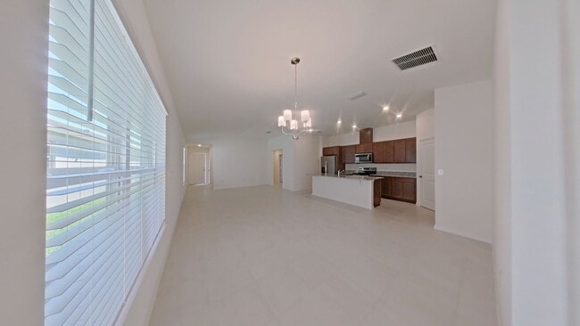 Building Photo - Beautiful New 4-Bedroom Home in Auburndale