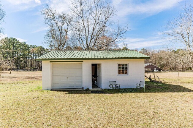 Building Photo - 3204 Ray Owens Rd