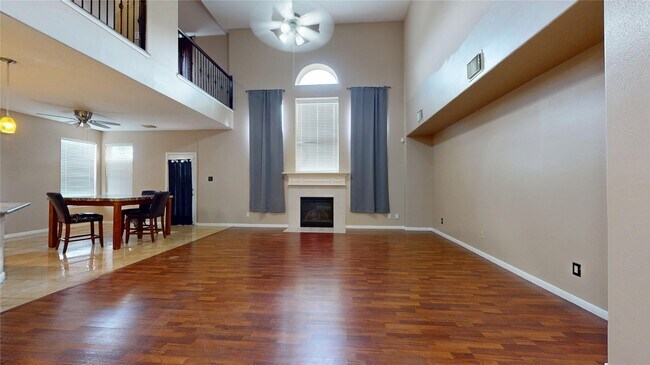 Building Photo - 21050 Florette Ln