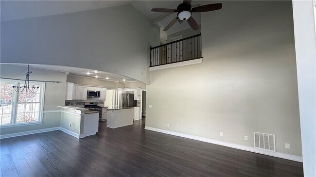 Building Photo - 11395 Brookhollow Trail