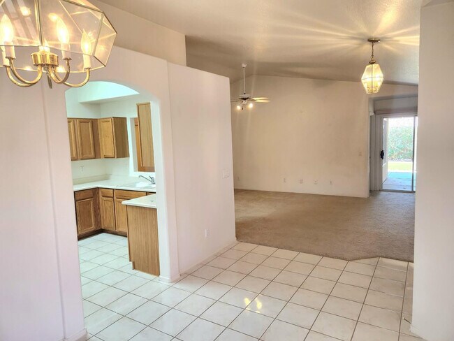 Building Photo - 9211 W Sandra Terrace