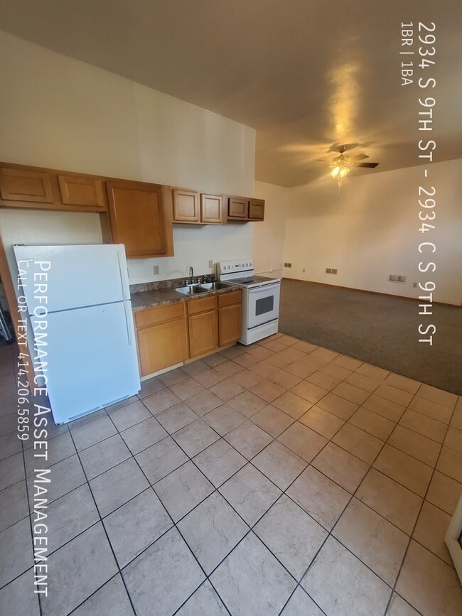 Building Photo - Spacious 1BED/1BATH Southside Apartment