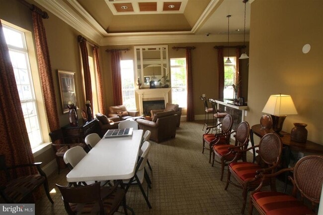 Building Photo - 22941 Fontwell Square