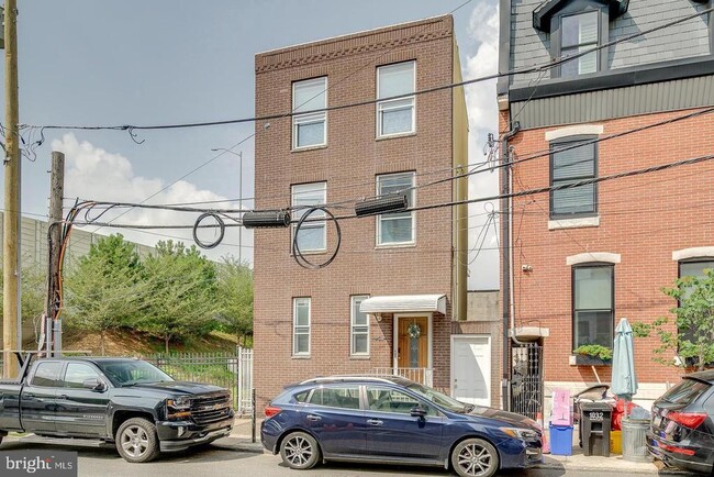 Building Photo - 1030 Marlborough St