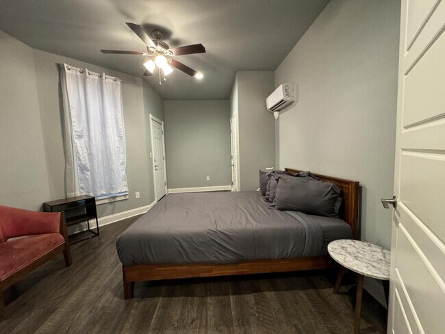 Building Photo - 1623 N Jefferson Ave