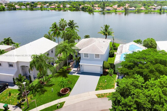 Building Photo - 6402 Buena Vista Dr