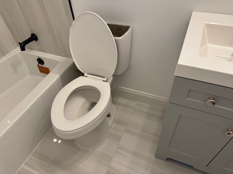 Building Photo - 2960 NW 187th St