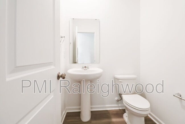 Building Photo - 3615 Elm Grv Ln