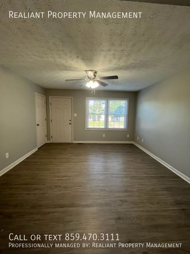 Building Photo - 617 Tocher Dr