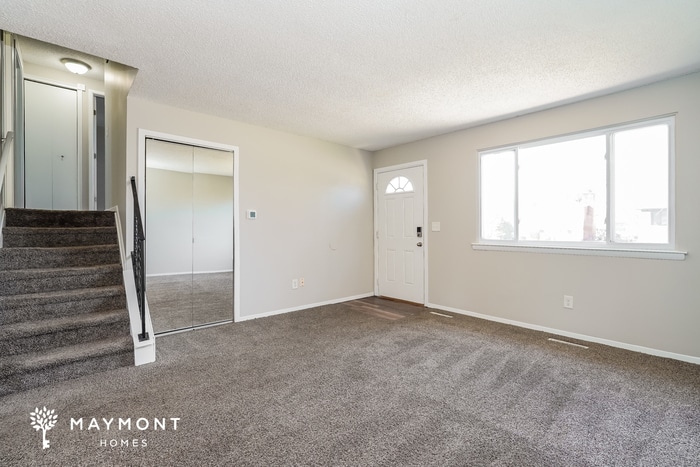 Building Photo - 2710 Moundcrest St