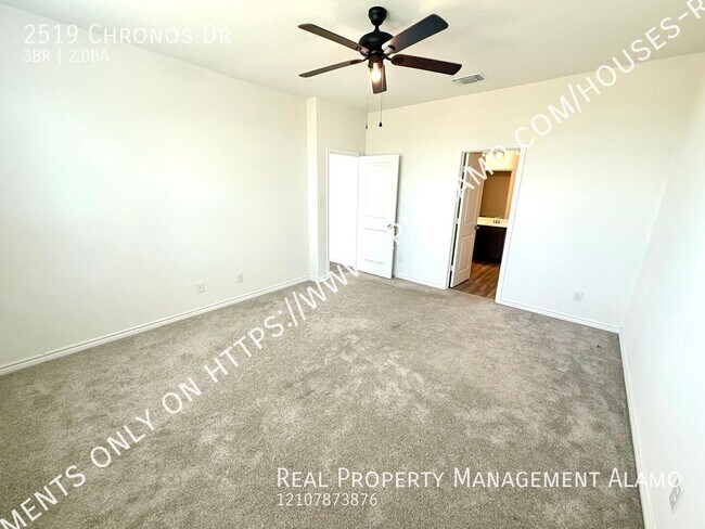 Building Photo - 2519 Chronos Dr