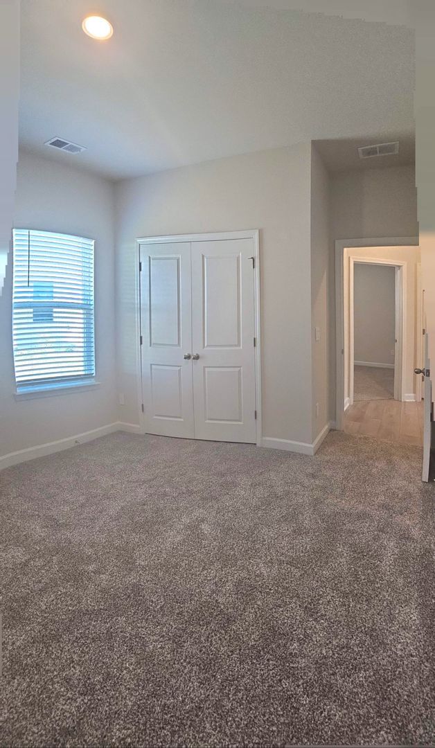 Building Photo - A Place to Call Home in Cypress Ridge 3 Bedroom Rental