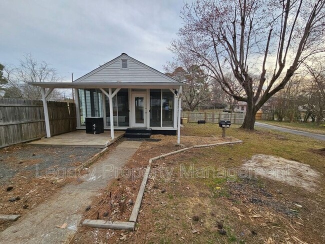 Building Photo - 102 Allen Ruffin Ave