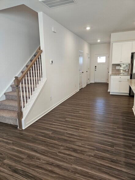 Building Photo - 3164 Lilac Grove Dr