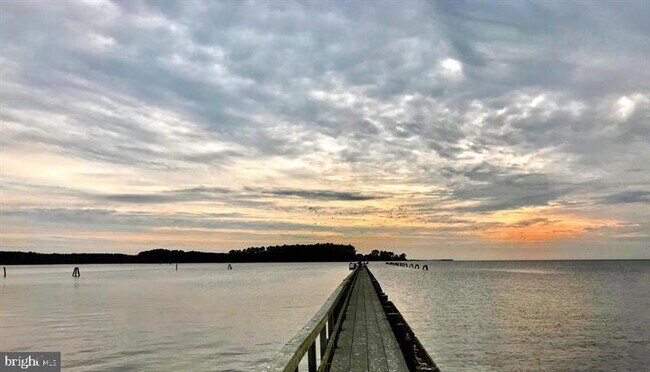 Building Photo - 6670 Cedar Cove Rd