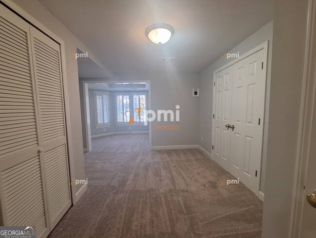 Building Photo - 508 Milledge Gate Dr SE