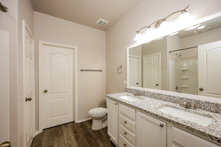 Building Photo - 13026 Stags Leap