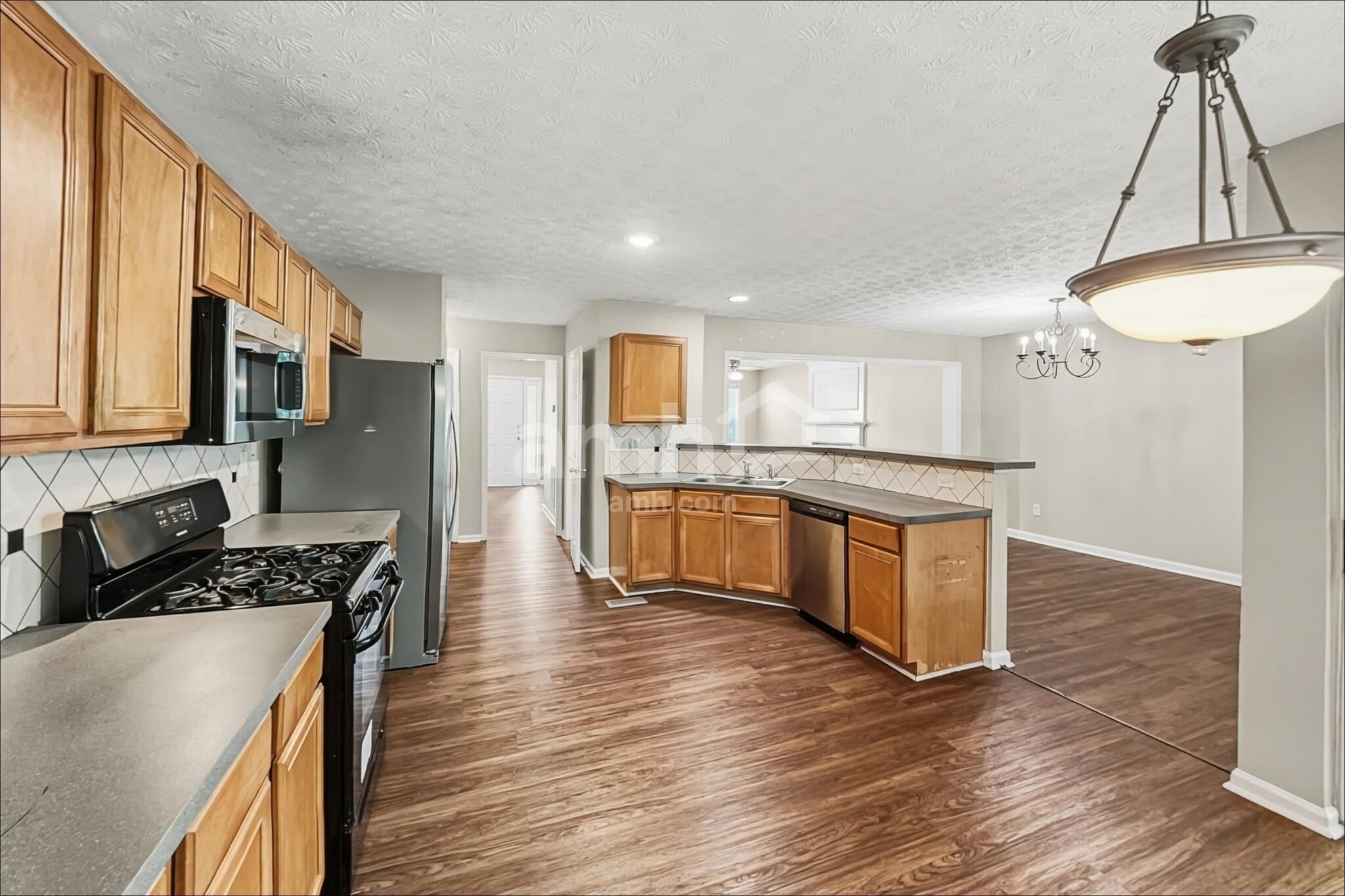 Building Photo - 292 Ridgestone Way SW