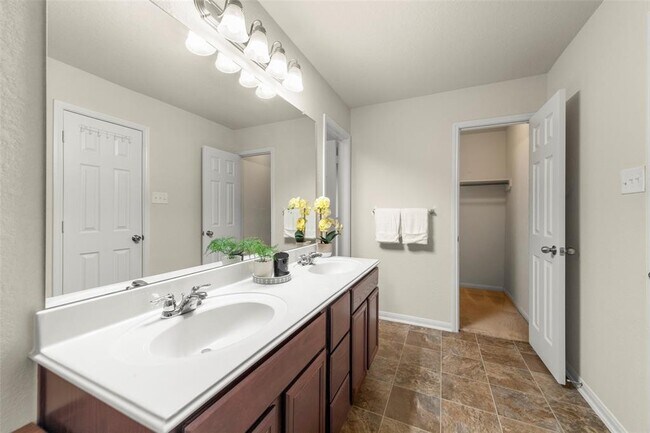 Building Photo - 15010 Calico Heights Ln