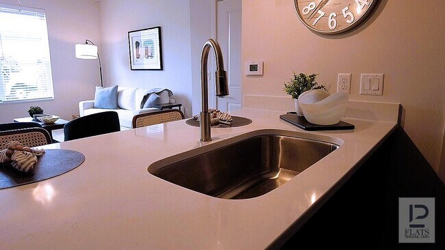 Building Photo - 1390 1390 Log Pond Dr