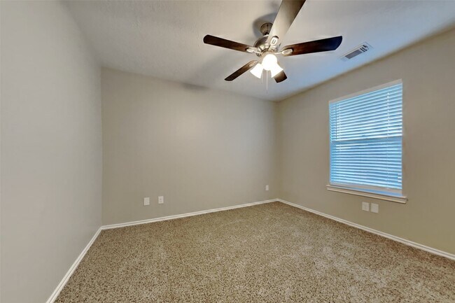 Building Photo - 6723 Carrington Ridge Ln