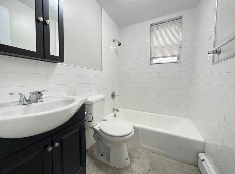 73 Western Ave 18 - 71 Western Ave