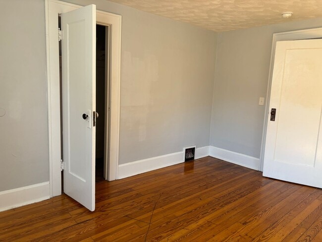 Building Photo - Stylish Two-Story Duplex Living: 2 Beds, 1...