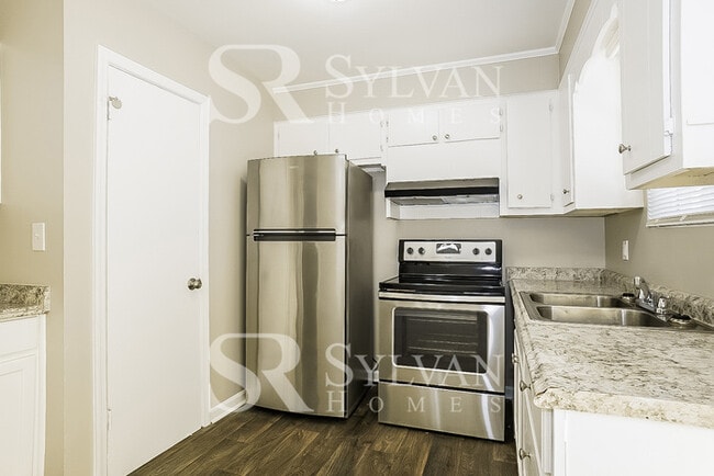 Building Photo - The Lifestyle You Deserve.