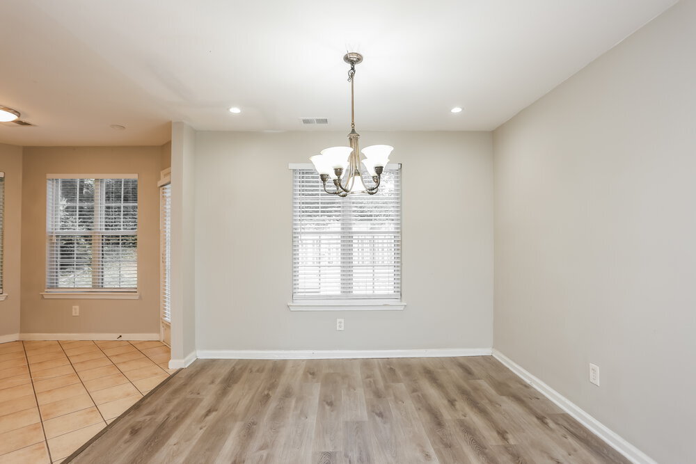 Building Photo - 4040 Brookfield Way