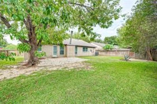 Building Photo - 6802 Glenray Dr