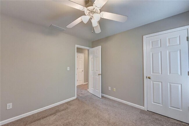 Building Photo - 7470 Brookwood Way