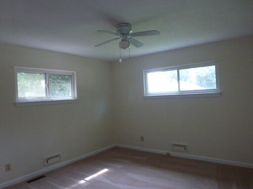 Building Photo - 8412 Norristown Dr