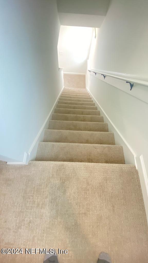 Building Photo - 18 Mellowood Ln