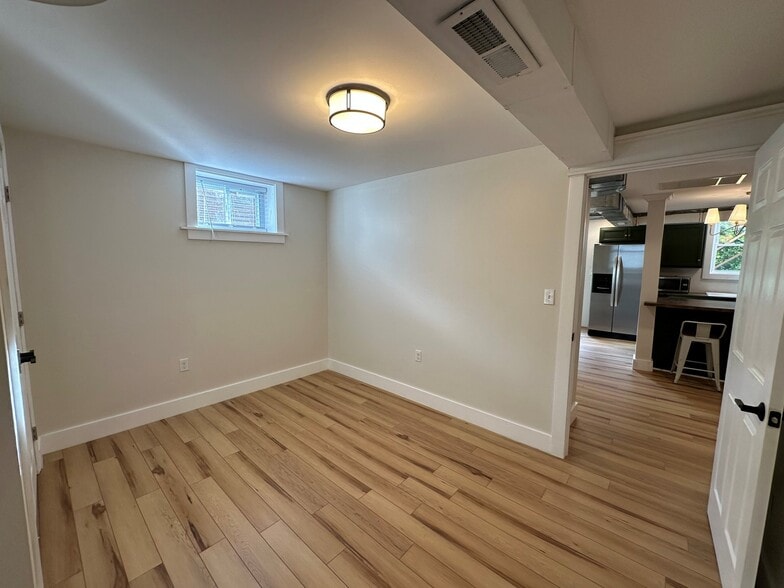 Building Photo - 4529 Golf Park Dr