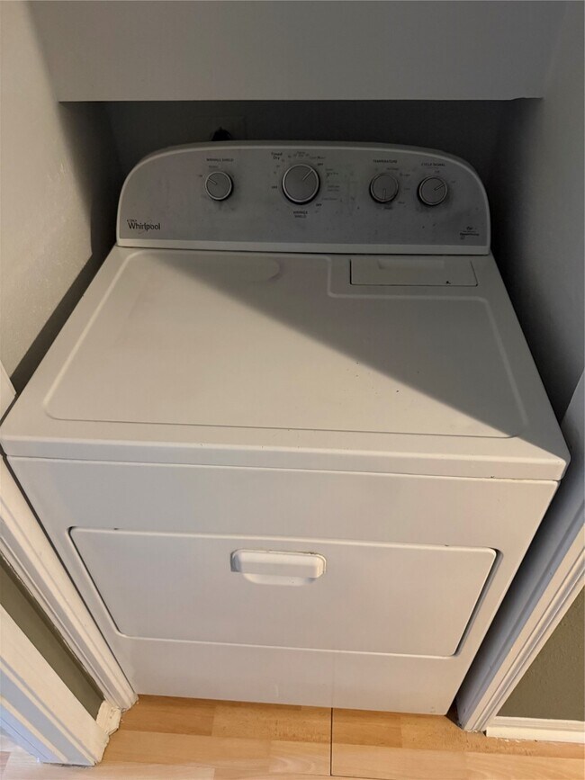 Building Photo - 8321 Nairn St