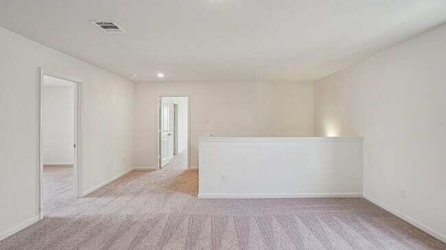 Building Photo - 6088 Mojave Dr