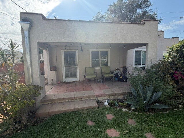 Building Photo - 1047 Rose Ave