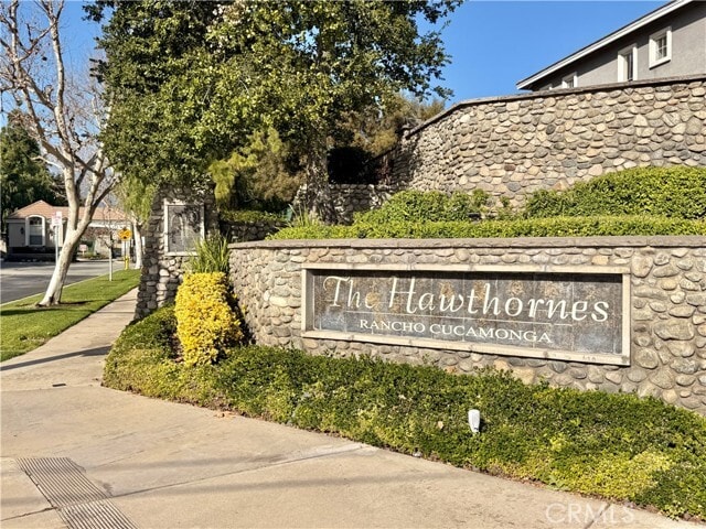 Building Photo - 9595 Shadowgrove Dr