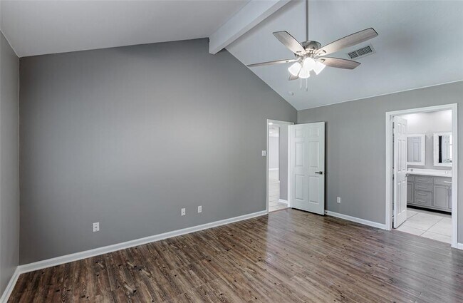 Building Photo - 3607 Hampstead Ct