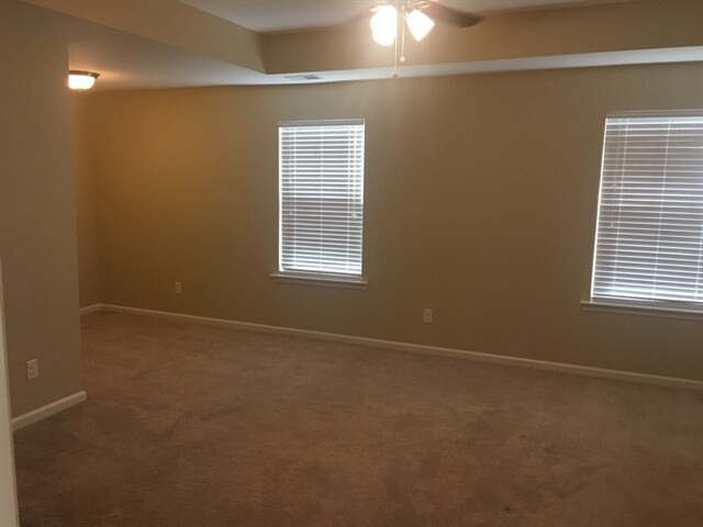 Building Photo - 19 Winslow Cir