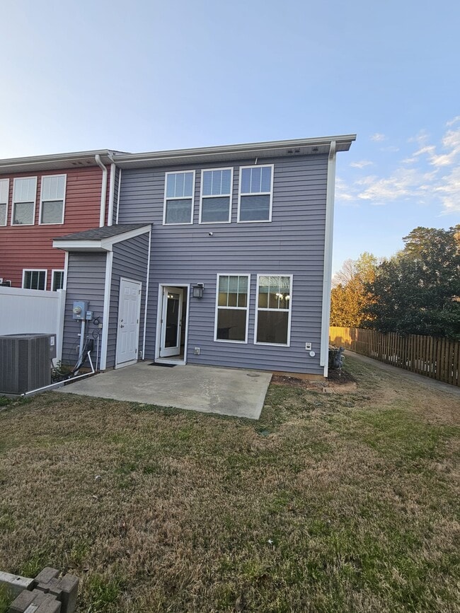 Building Photo - 114 Lerner Ct