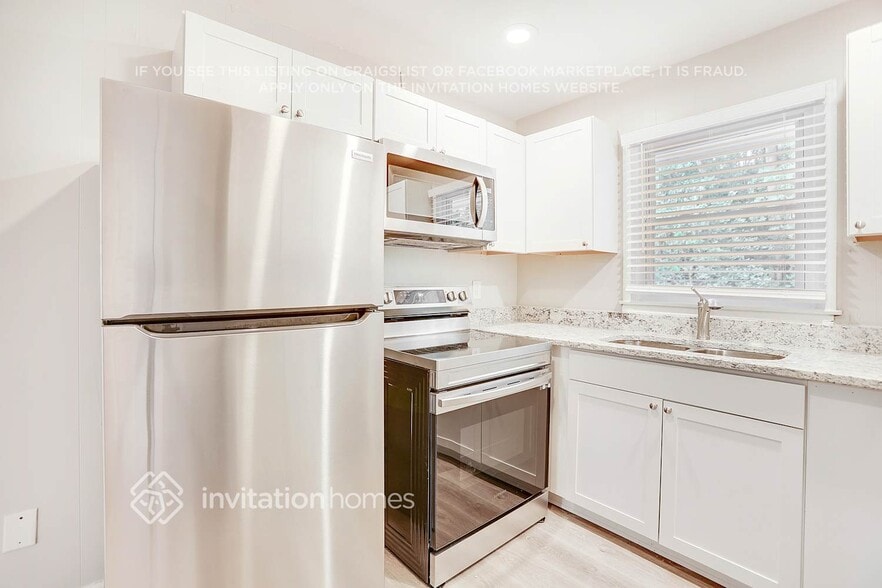 Building Photo - 6030 Brookdale Ln SW