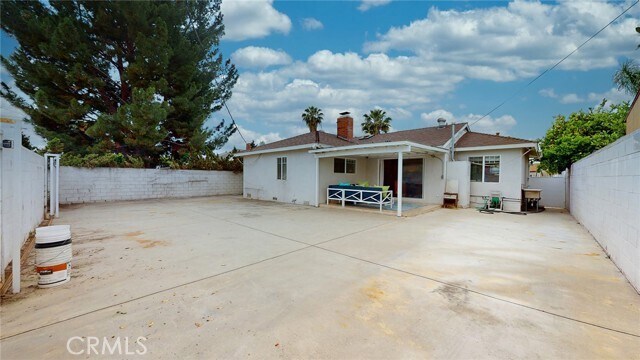 Building Photo - 8162 Van Noord Ave