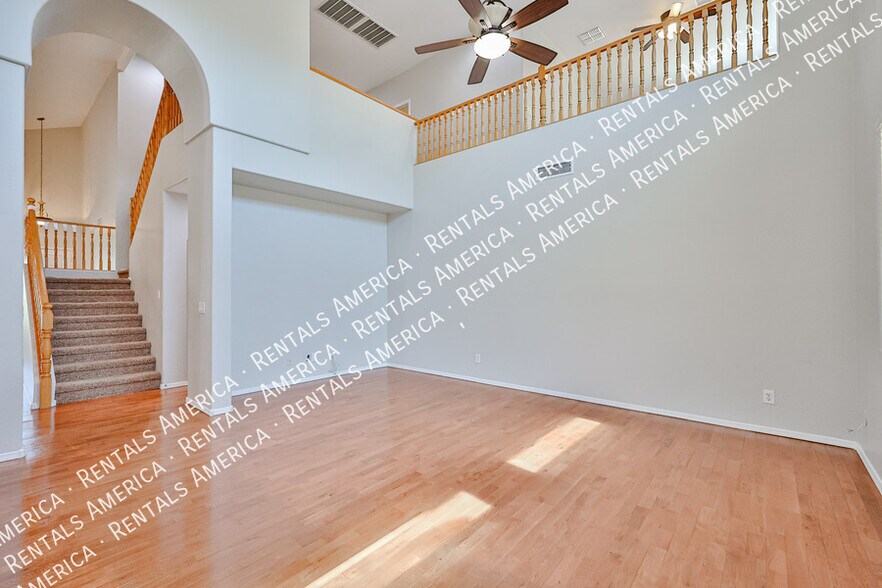 Building Photo - 9710 S 45th Ave