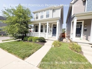 Building Photo - 1383 N Grant Ave