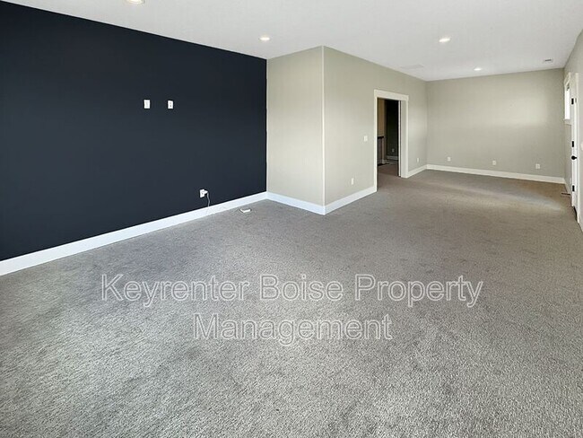 Building Photo - 8081 W Brooks Dr