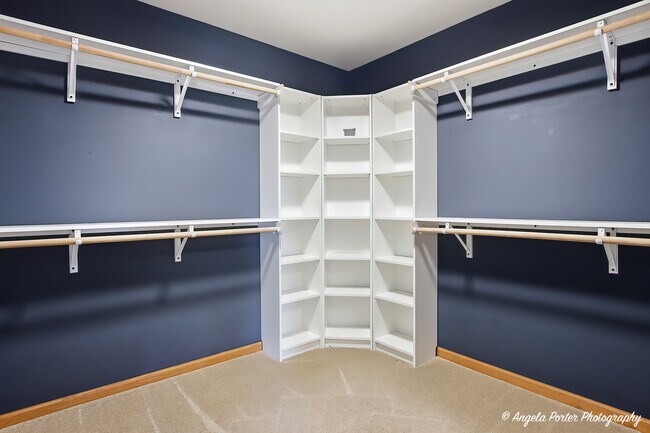 Building Photo - 9312 Nicholas Ln